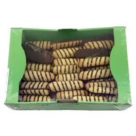 Banana flavored cookies covered with toffi glaze and chocolate flavored coating BANANOWY RAJ 1kg