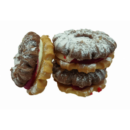 Sausainiai su kakava sujungti grietinėlės-braškių skonio pertepimu GĖLYTĖS 1,4 kg